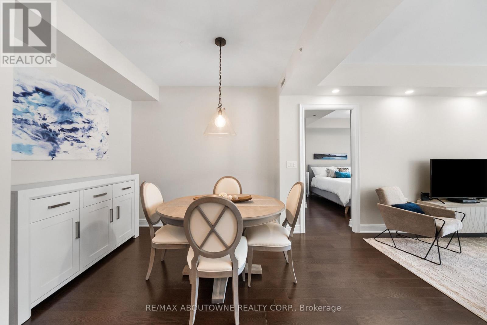 205 - 3500 Lakeshore Road W, Oakville, Ontario  L6L 0B4 - Photo 11 - W13455778