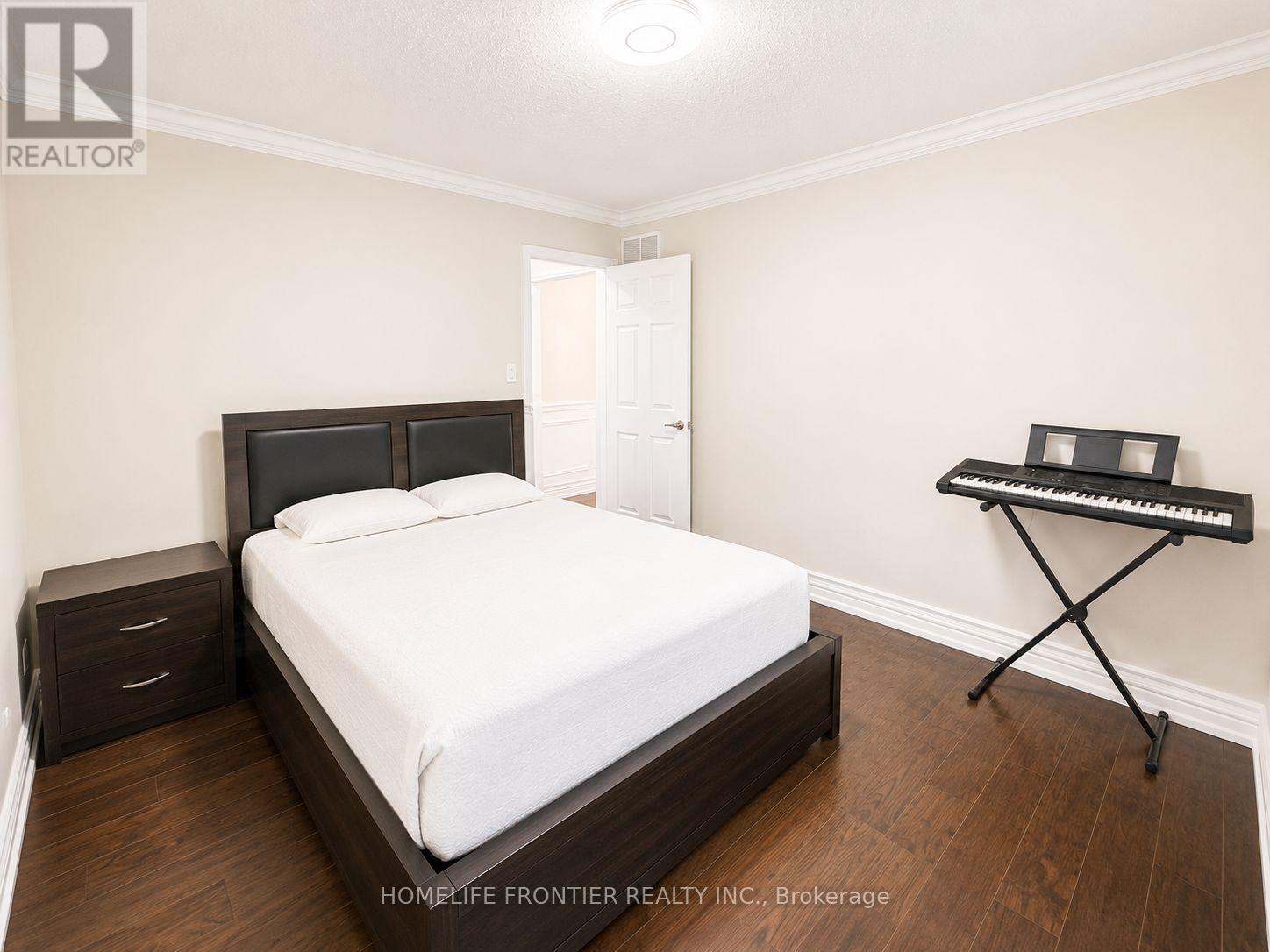 Upper - 885 Farmstead Drive, Milton, Ontario  L9T 8J5 - Photo 18 - W13455814