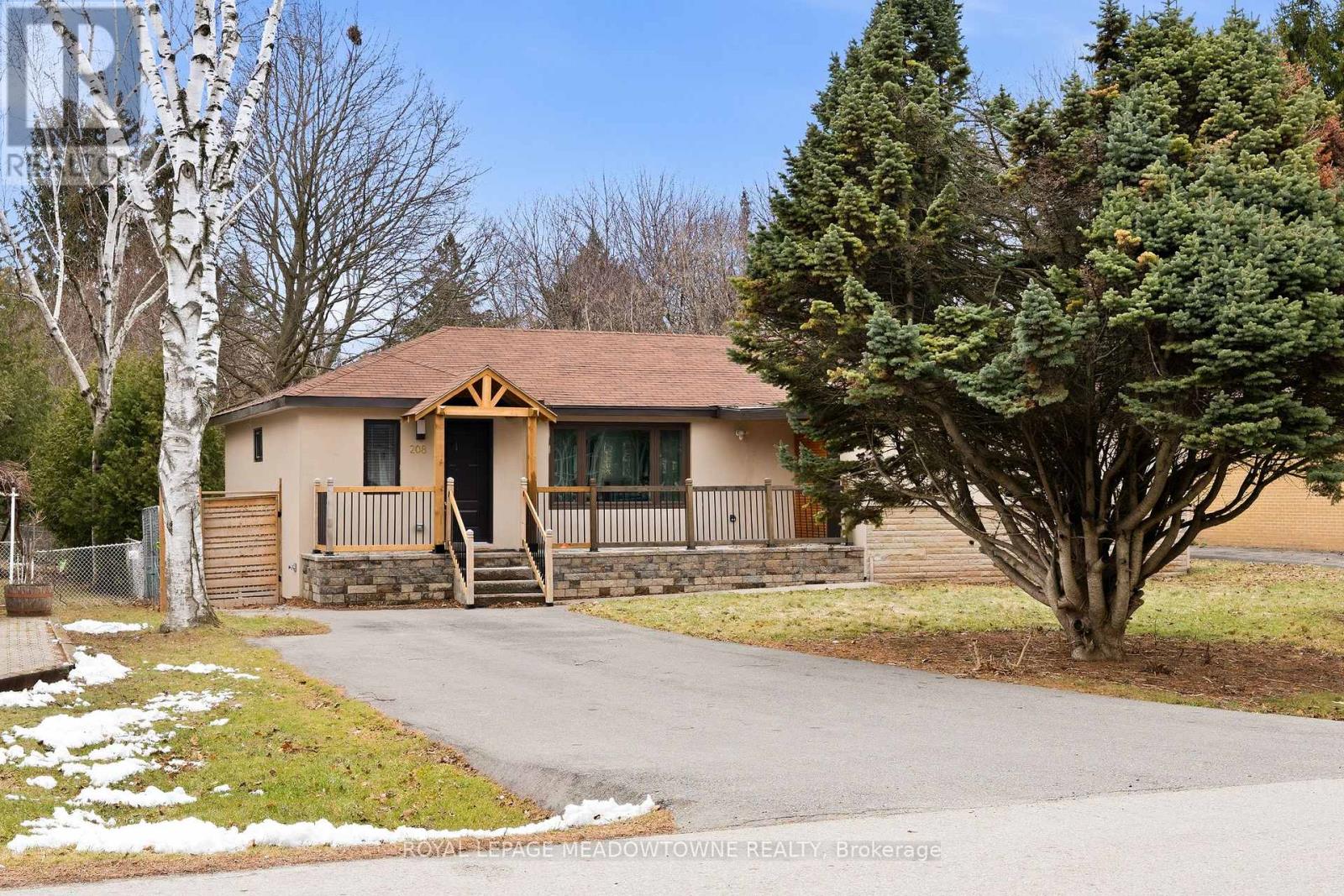 208 Glen Oak Drive, Oakville, Ontario  L6K 2J2 - Photo 5 - W13455842