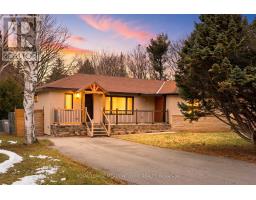 208 GLEN OAK DRIVE, Oakville, Ontario