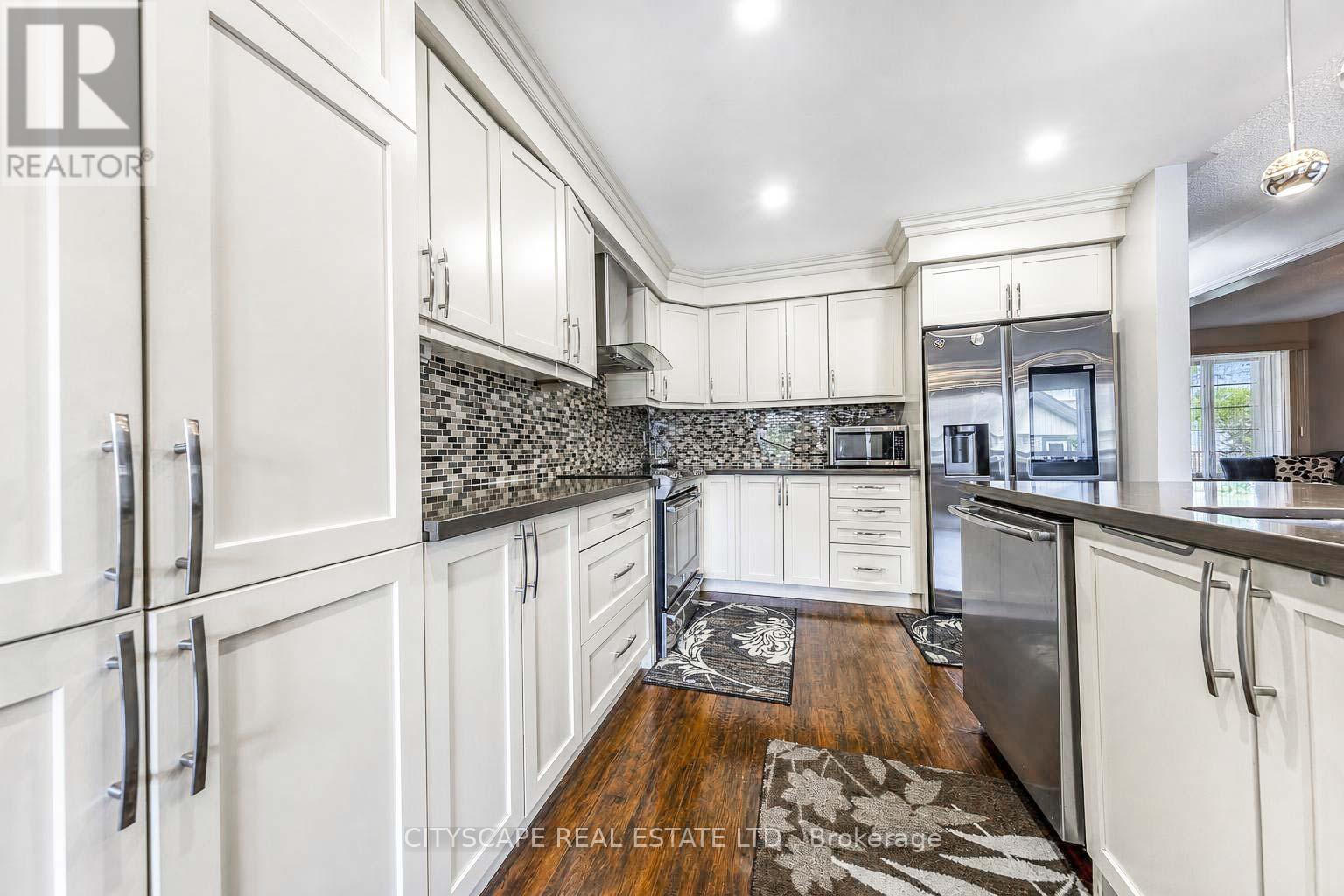 764 Avocado Crescent, Mississauga, Ontario  L5W 1H4 - Photo 14 - W13455848