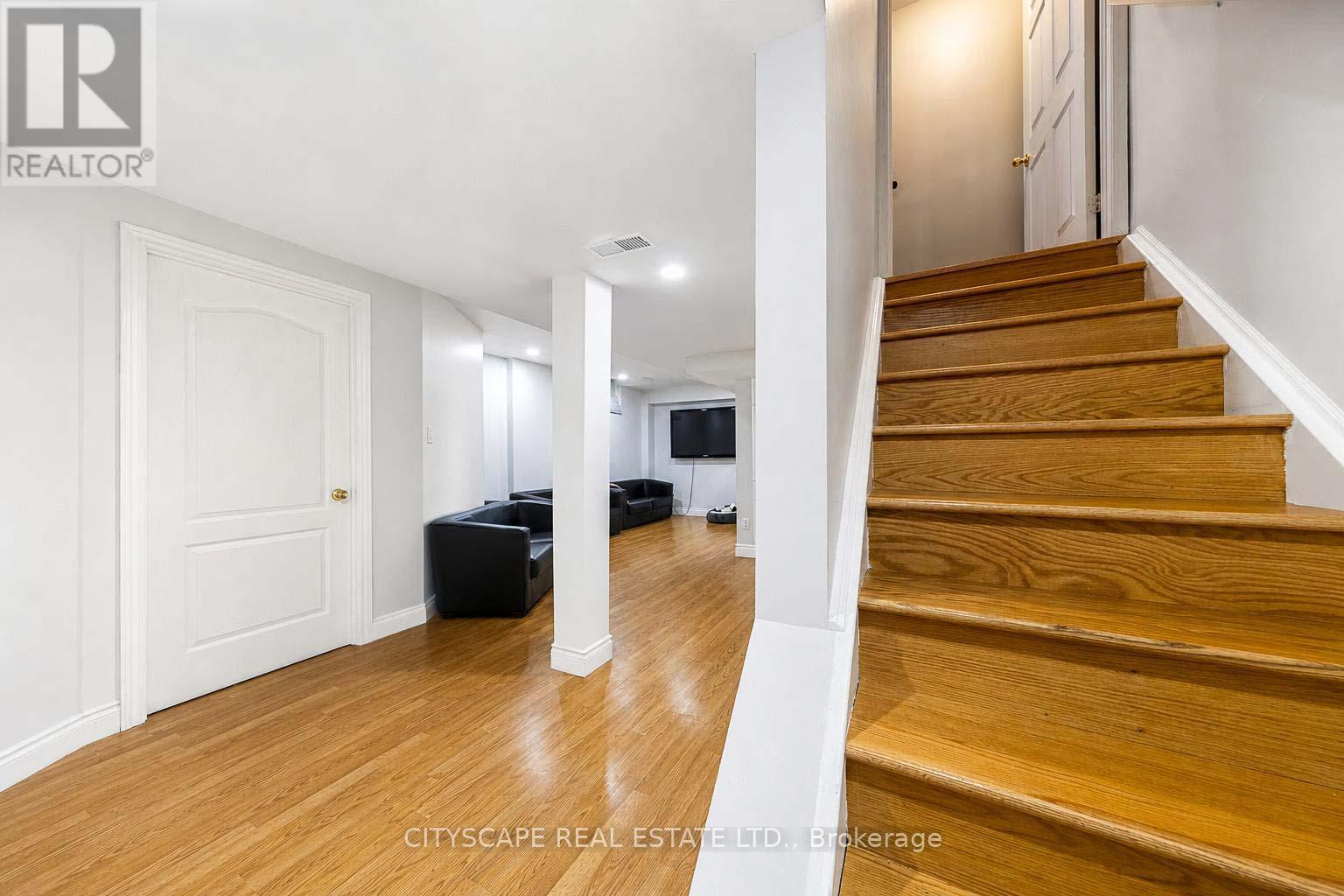 764 Avocado Crescent, Mississauga, Ontario  L5W 1H4 - Photo 37 - W13455848