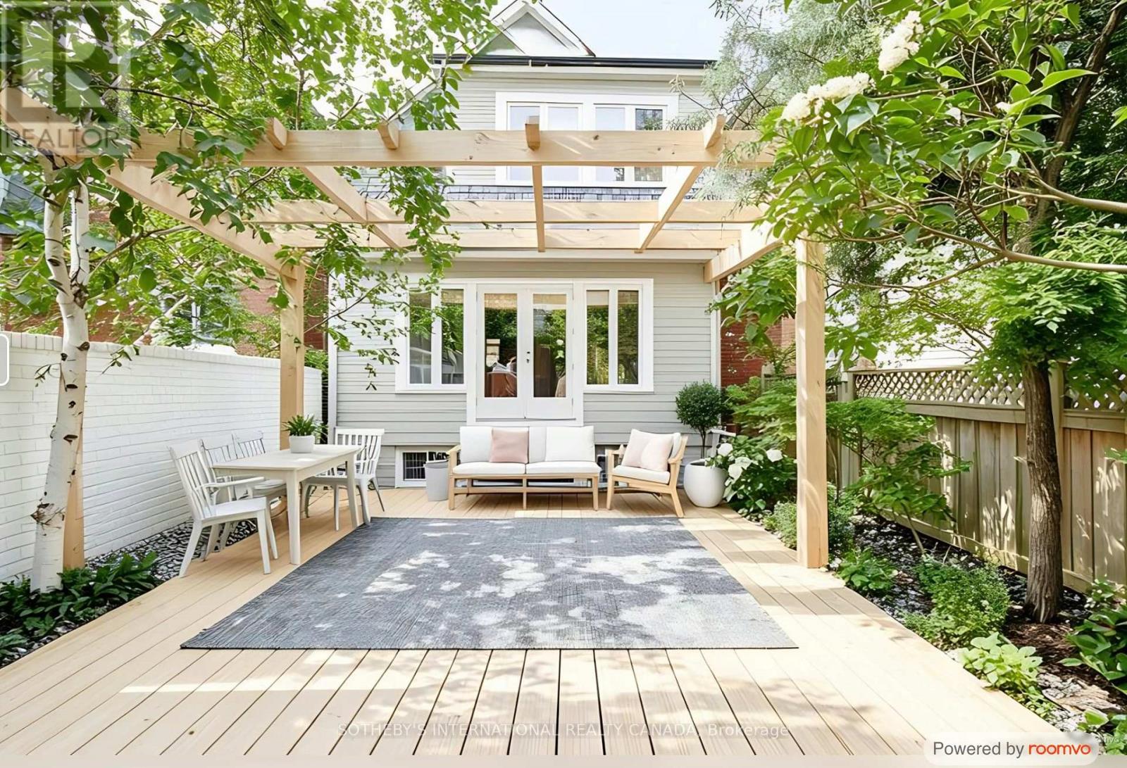 71 Gilmour Avenue, Toronto, Ontario  M6P 3A8 - Photo 24 - W13455866