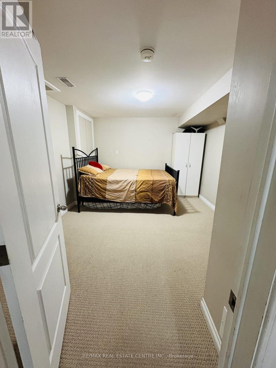 Bsmt. - 532 Woodward Avenue, Milton, Ontario  L9T 3B8 - Photo 11 - W13455940