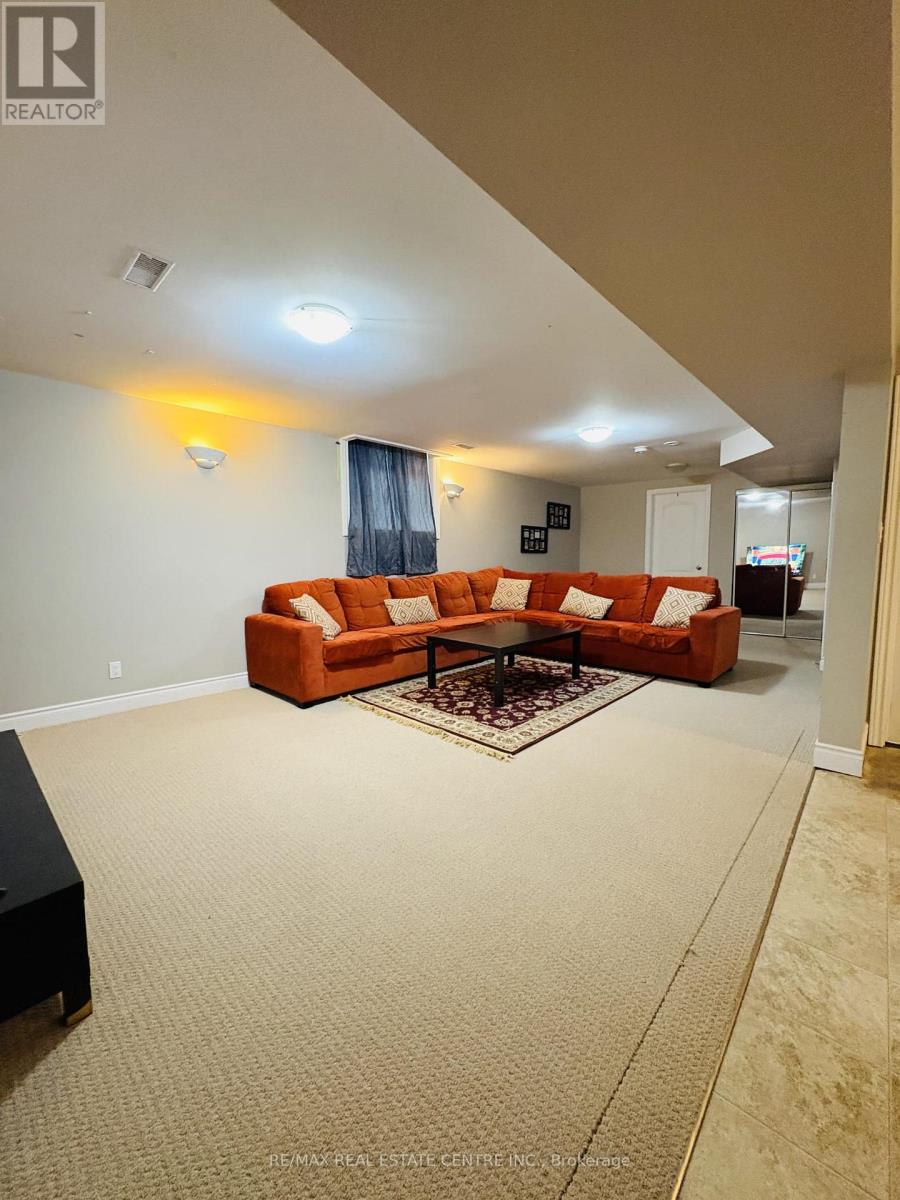 Bsmt. - 532 Woodward Avenue, Milton, Ontario  L9T 3B8 - Photo 5 - W13455940