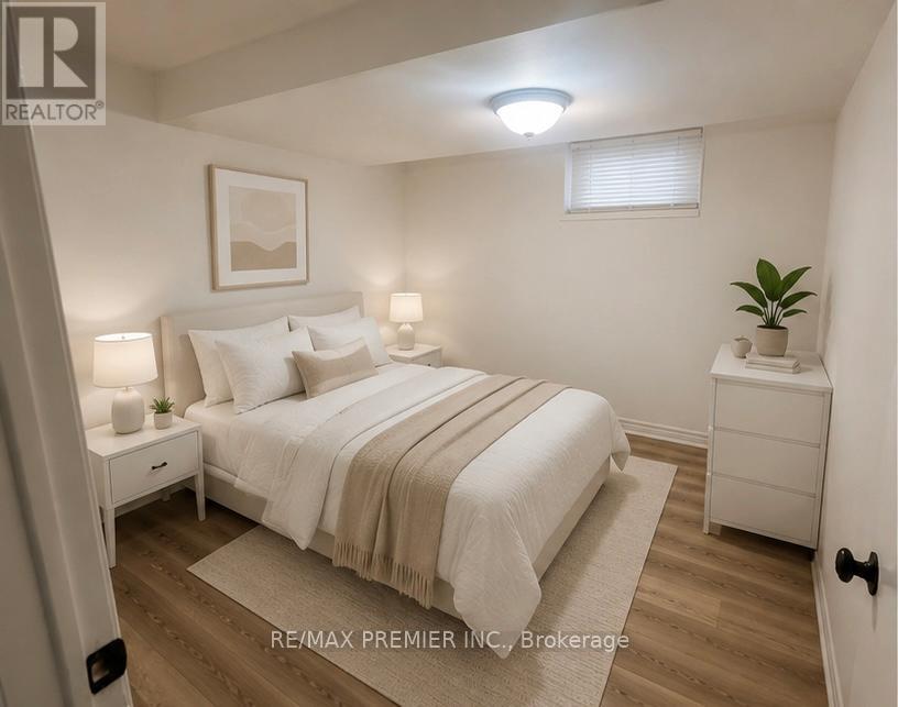 Lower - 11 Seneca Avenue, Toronto, Ontario  M6N 2G7 - Photo 4 - W13455946