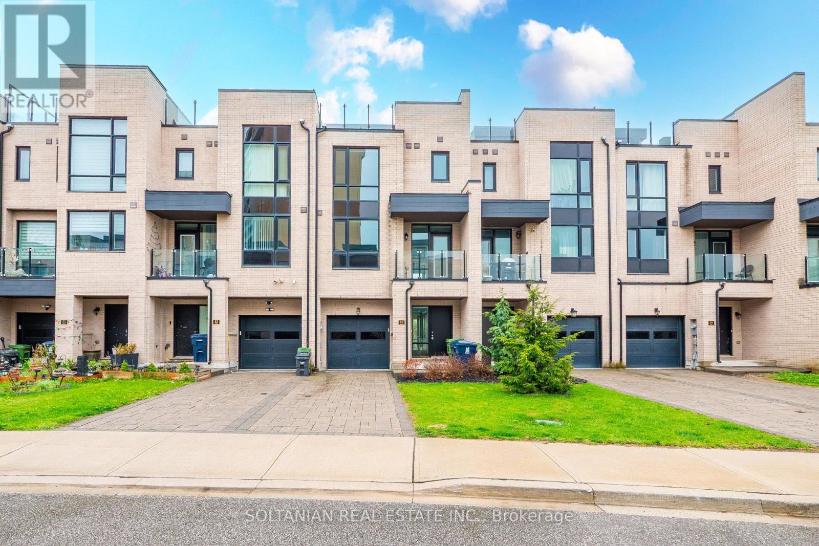85 PONY FARM DRIVE, Toronto, Ontario