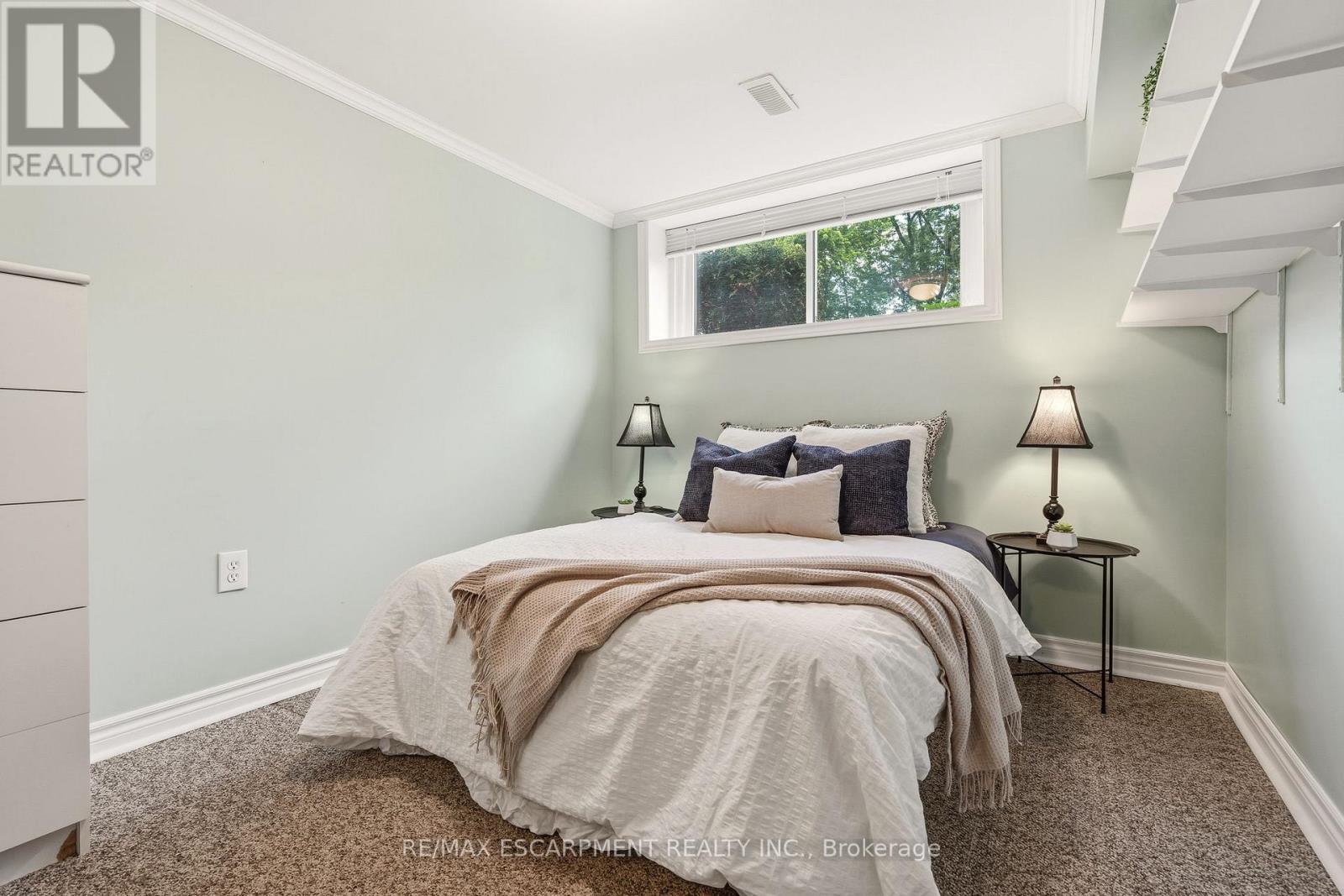 4277 Longmoor Drive, Burlington, Ontario  L7L 5A4 - Photo 29 - W13456034