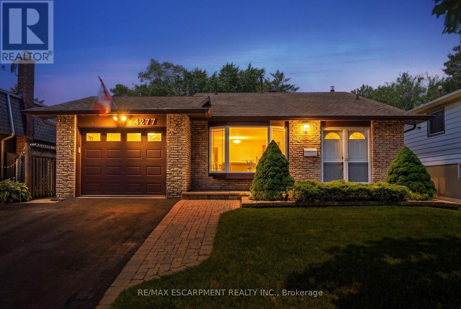 4277 Longmoor Drive, Burlington, Ontario  L7L 5A4 - Photo 37 - W13456034