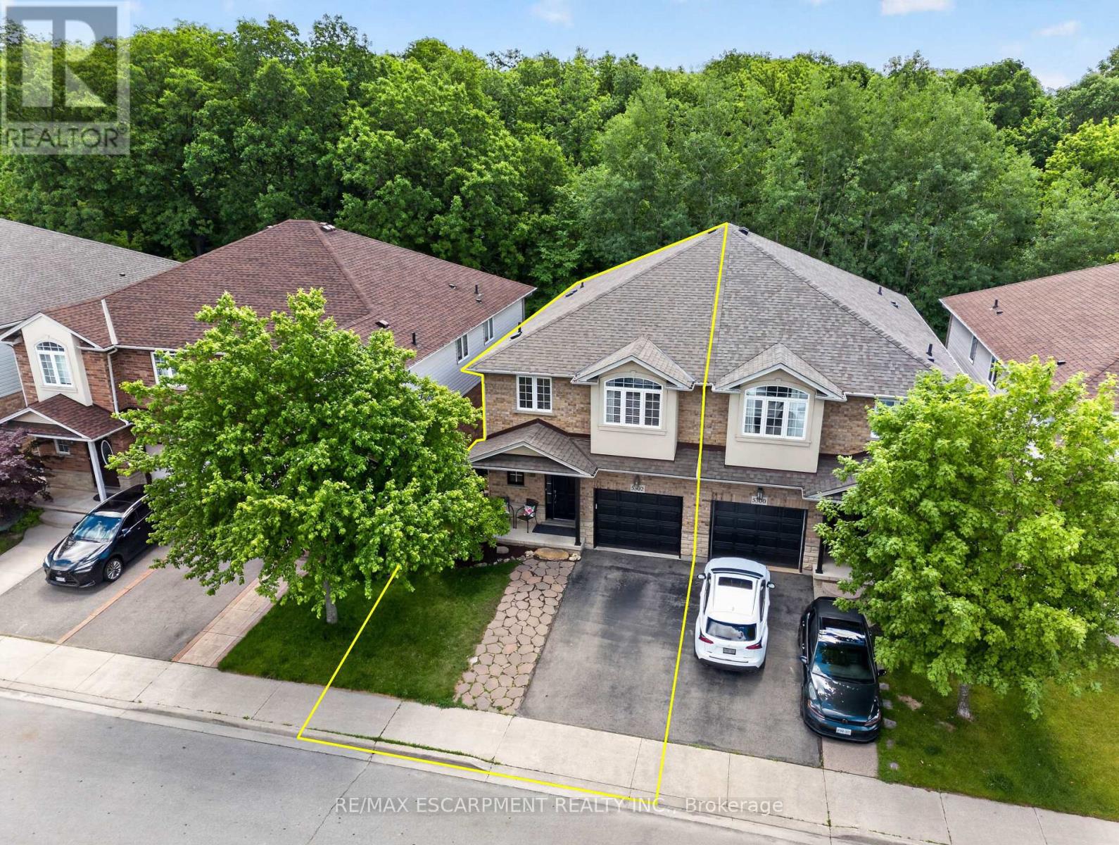 5302 Picketts Way, Burlington, Ontario  L7L 7J6 - Photo 2 - W13456050