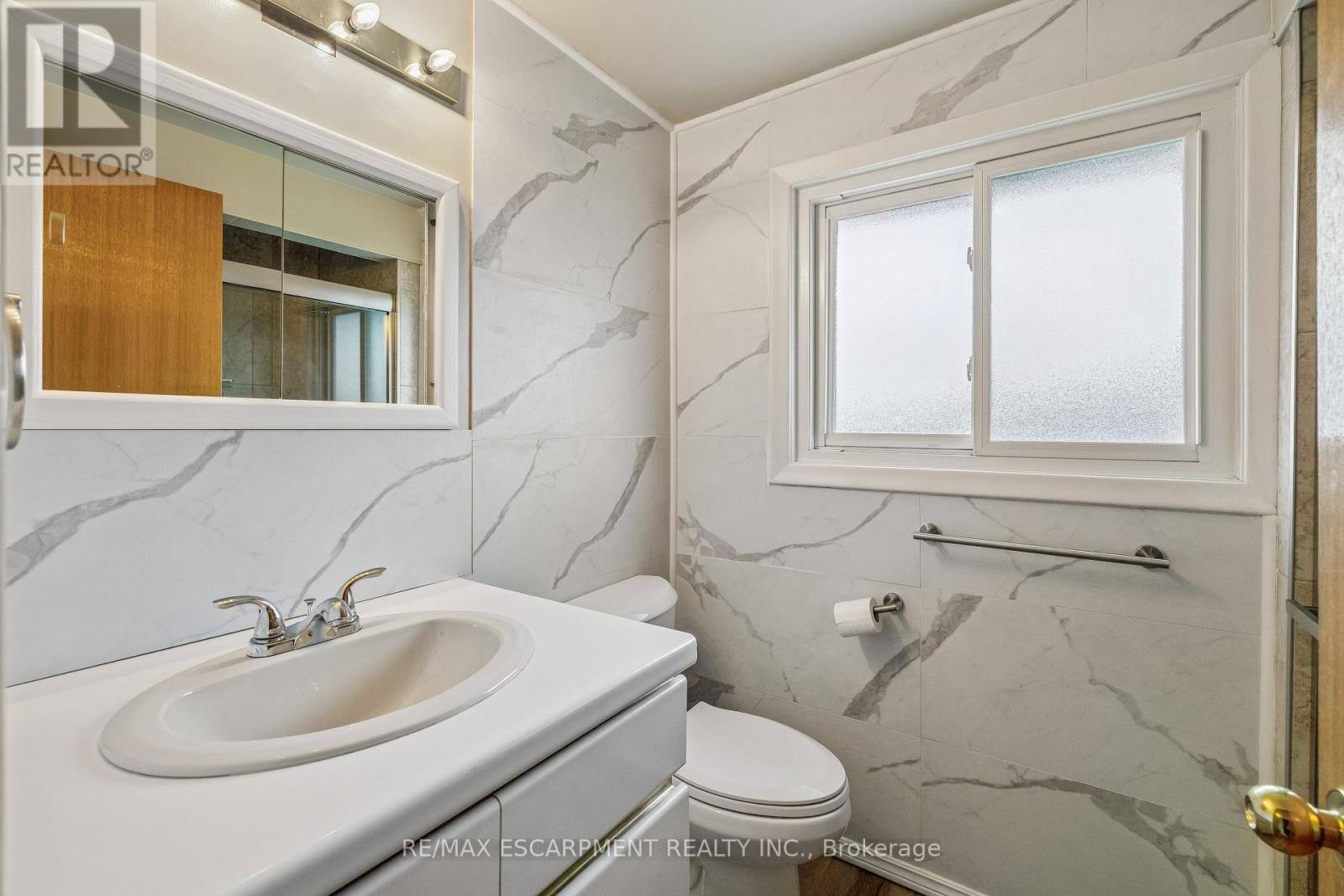 192 Oakland Drive, Hamilton, Ontario  L8E 1B6 - Photo 12 - X13455638