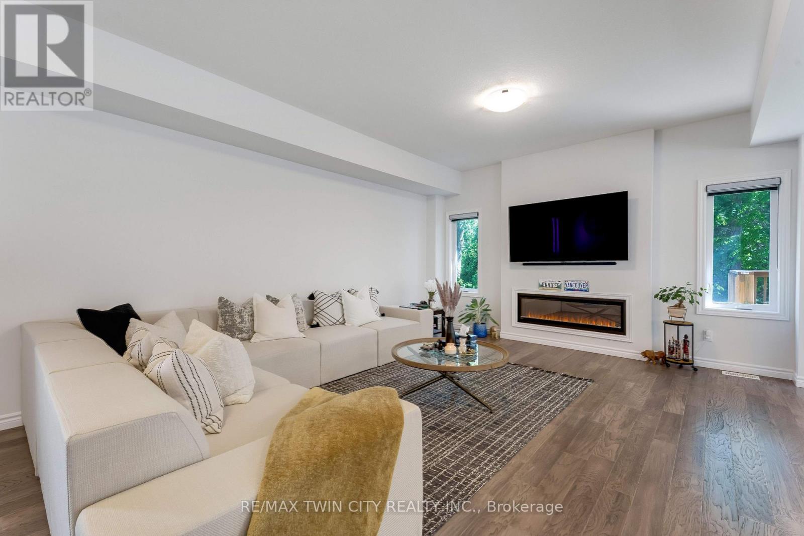 248 Otterbein Road, Kitchener, Ontario  N2B 0A8 - Photo 14 - X13455742