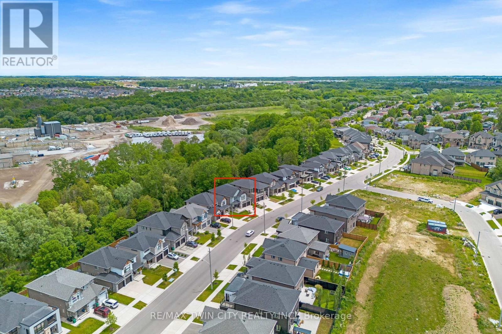 248 Otterbein Road, Kitchener, Ontario  N2B 0A8 - Photo 44 - X13455742