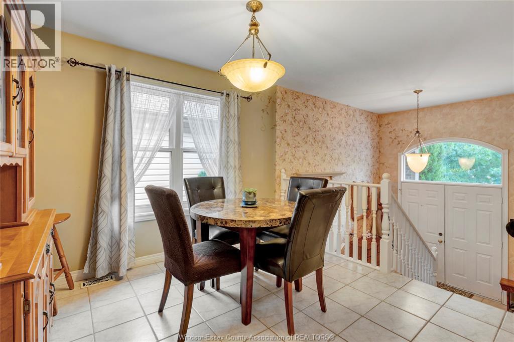 1529 Chateau, Windsor, Ontario N8P 1M3 - Photo 6 - 26014377