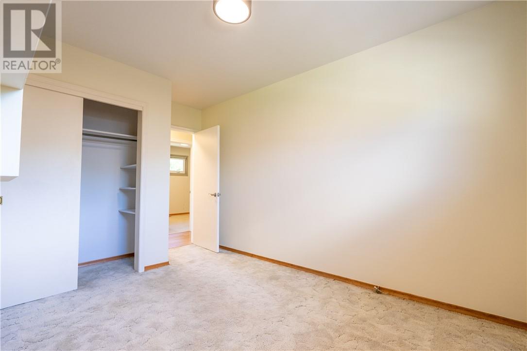 376 Sandra Boulevard, Sudbury, Ontario  P3C 3K9 - Photo 12 - 2128606