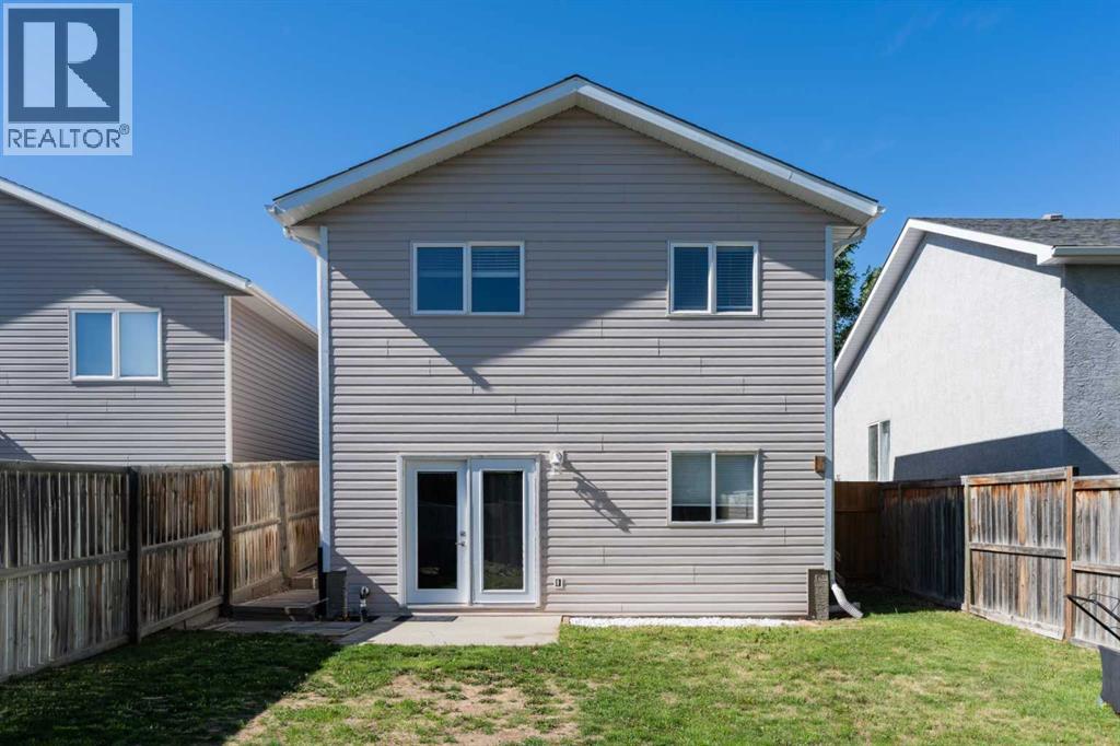 70 Peigan Court W, Lethbridge, Alberta  T1K 7N8 - Photo 5 - A2298631