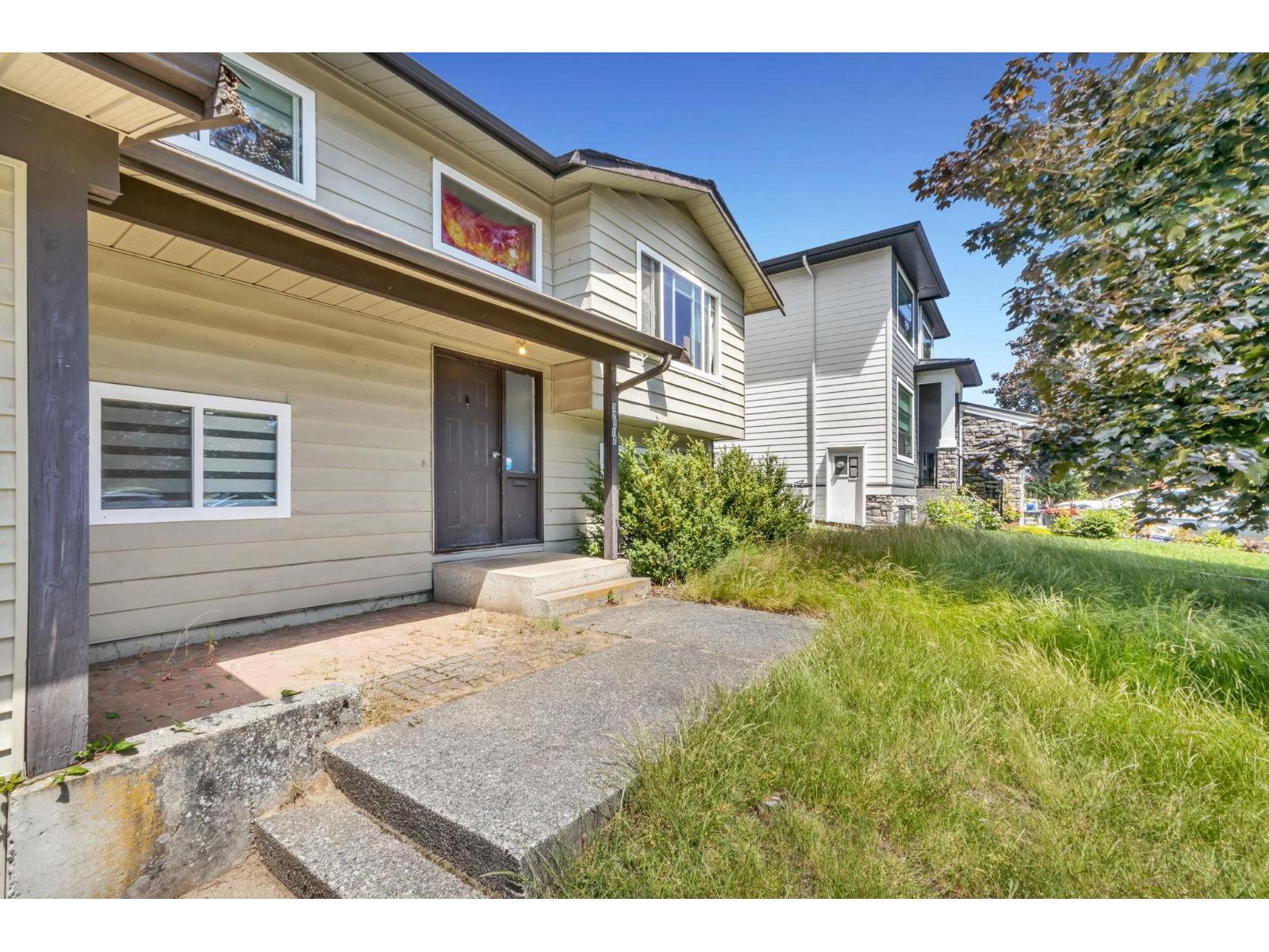 32317 Adair Avenue, Abbotsford, British Columbia  V2T 4L7 - Photo 2 - R3136933
