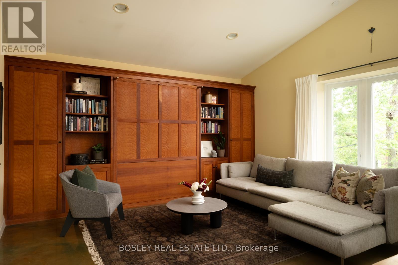 2 Roseneath Gardens, Toronto, Ontario  M6C 3X6 - Photo 13 - C13455376
