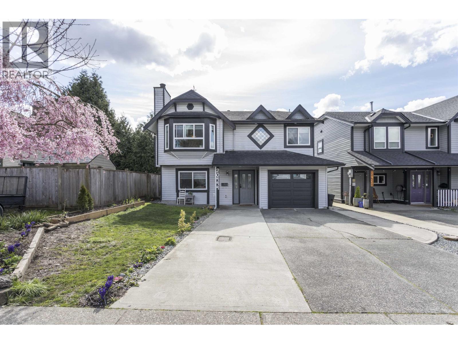 20444 Dale Drive, Maple Ridge, British Columbia  V2X 8V9 - Photo 1 - R3116417