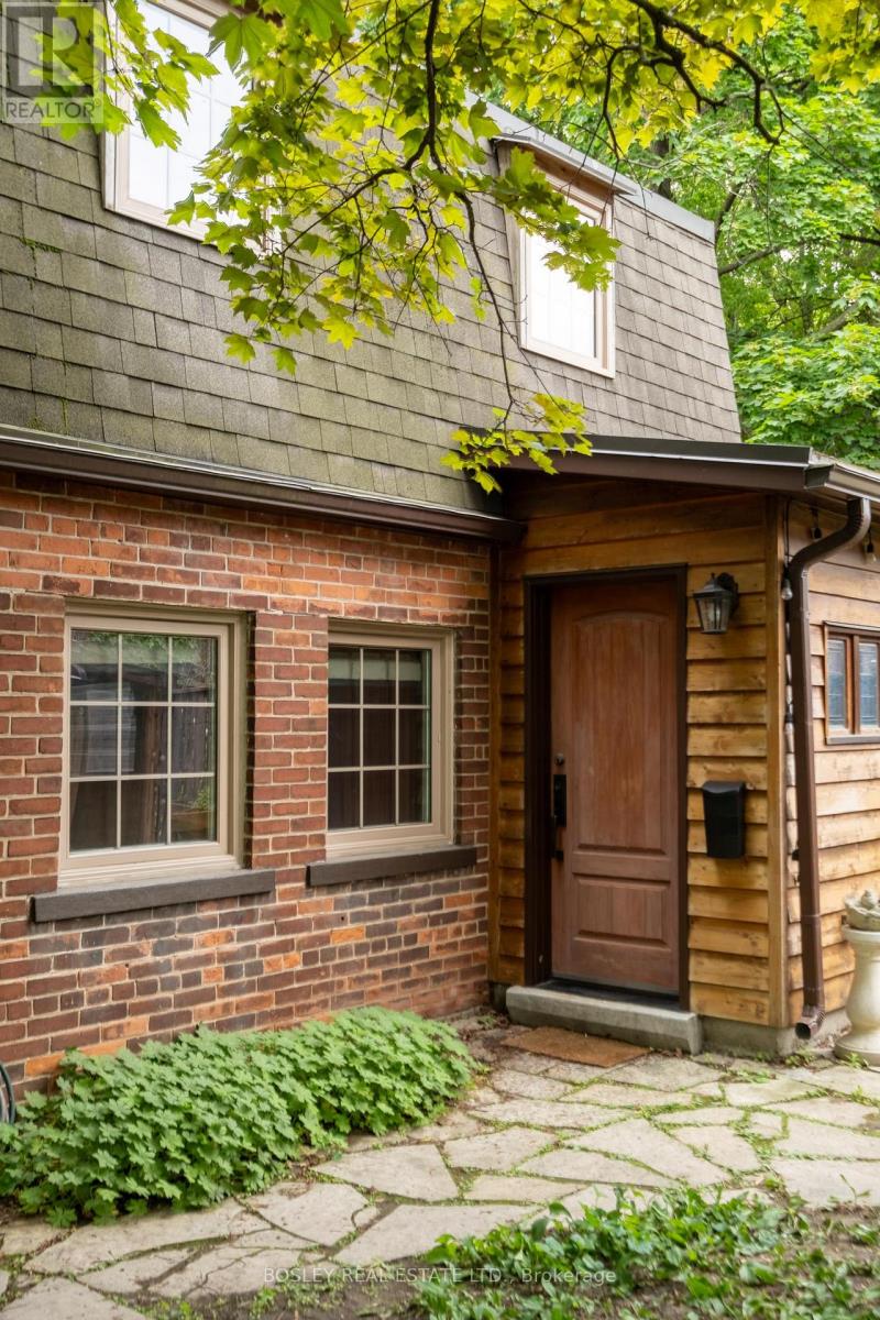 2 Roseneath Gardens, Toronto, Ontario  M6C 3X6 - Photo 28 - C13455376