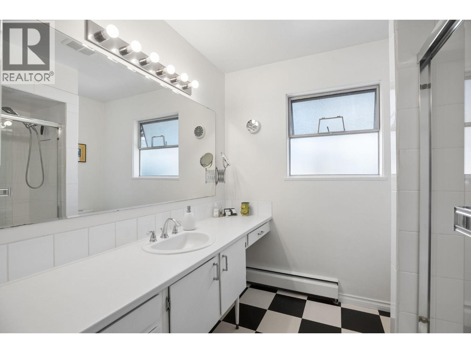 1034 Heywood Street, North Vancouver, British Columbia  V7L 1H3 - Photo 21 - R3136931