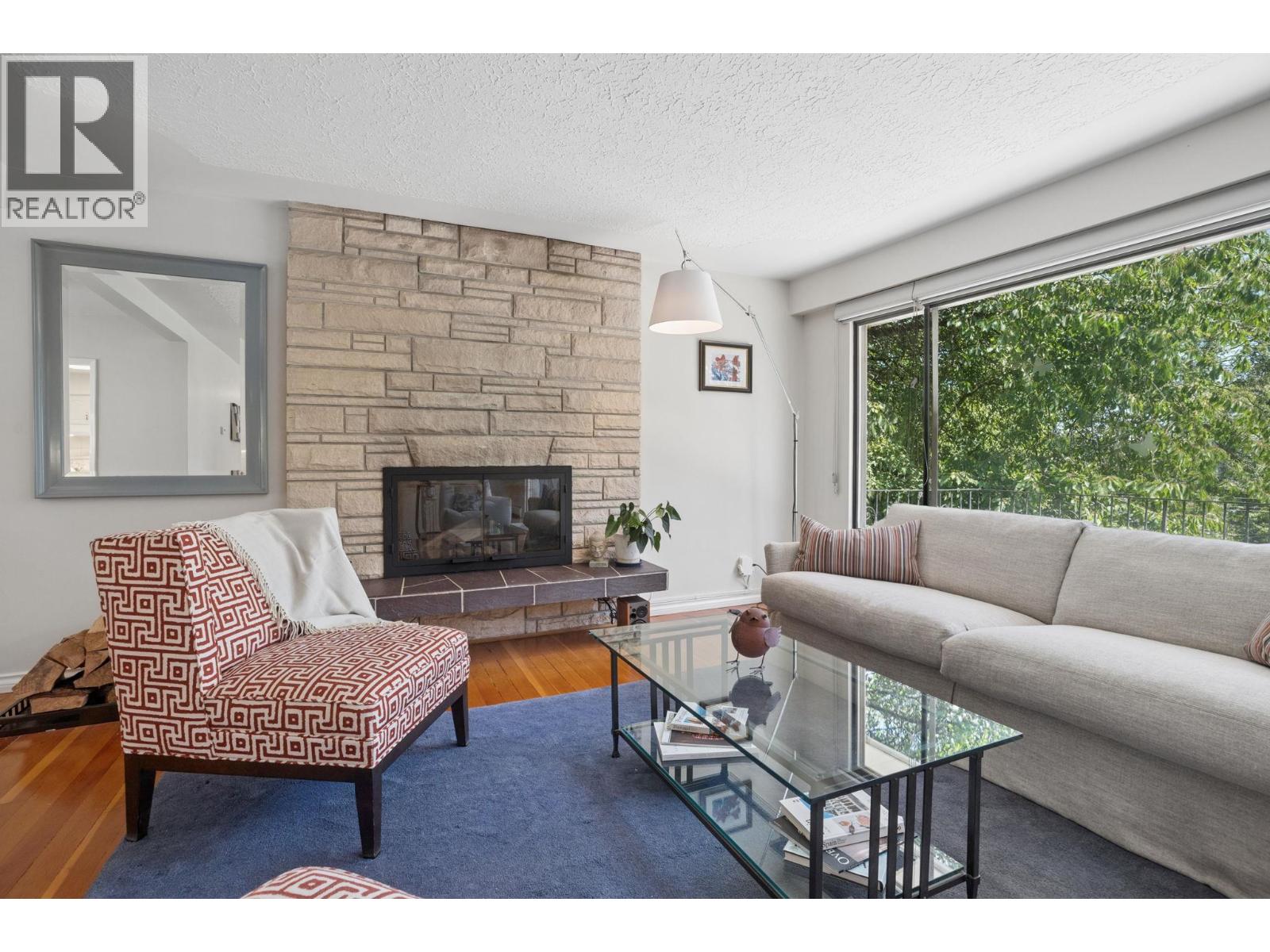 1034 Heywood Street, North Vancouver, British Columbia  V7L 1H3 - Photo 5 - R3136931