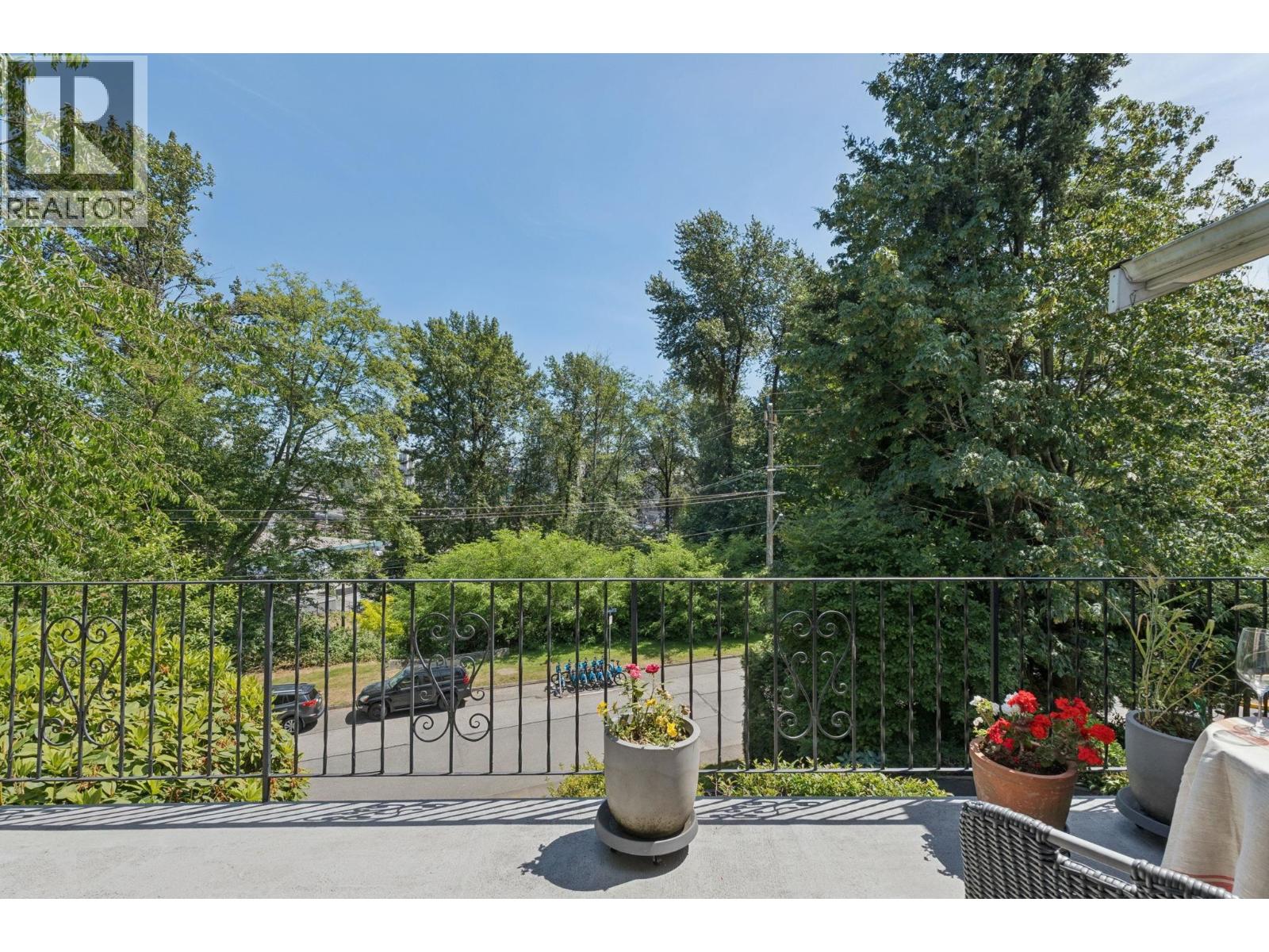 1034 Heywood Street, North Vancouver, British Columbia  V7L 1H3 - Photo 7 - R3136931