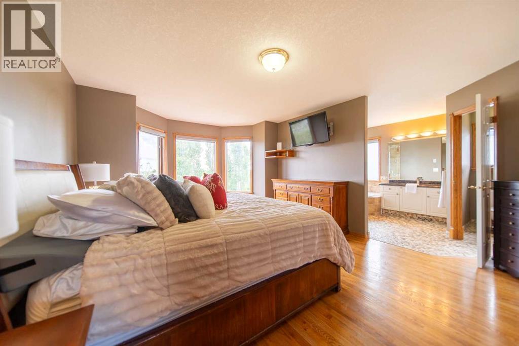 360 Hidden Ranch Circle Nw, Calgary, Alberta  T3A 5R3 - Photo 24 - A2317952