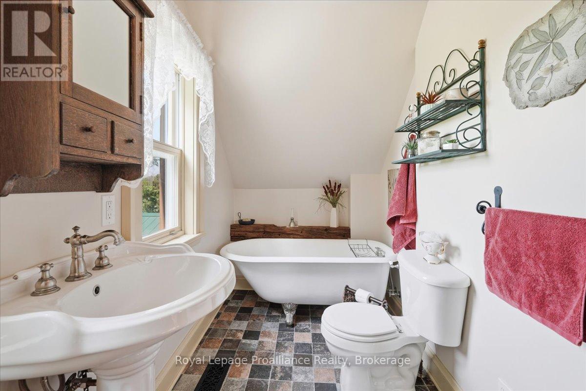 1539 E Hungerford Road, Tweed, Ontario  K0K 3J0 - Photo 24 - X13456180
