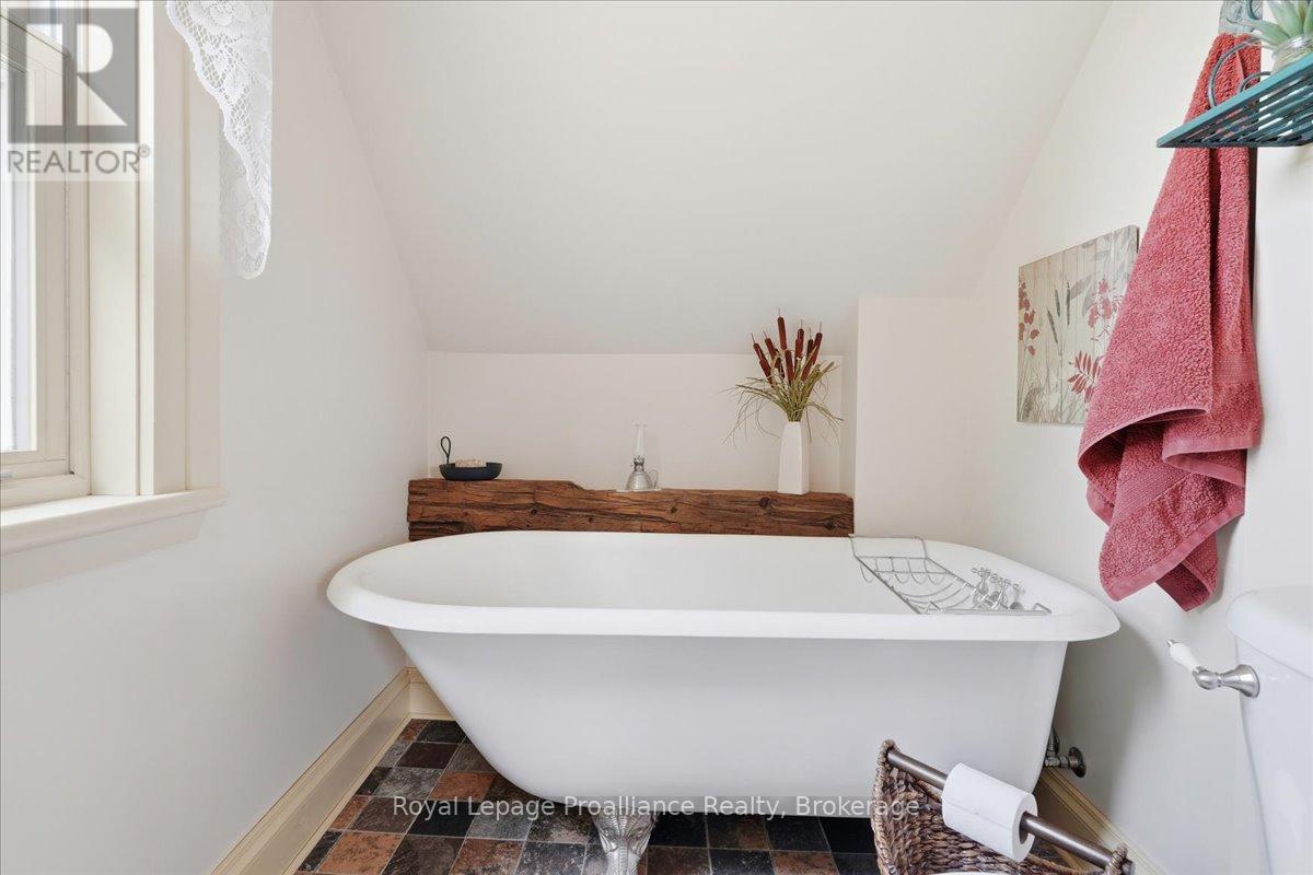1539 E Hungerford Road, Tweed, Ontario  K0K 3J0 - Photo 25 - X13456180