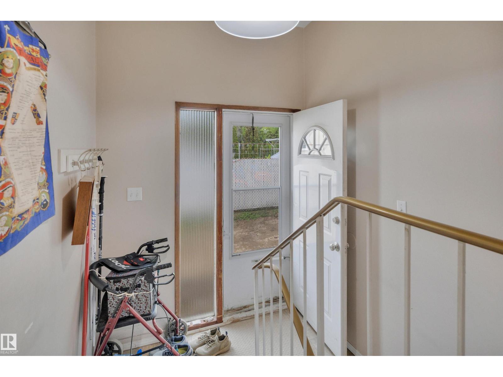 5102/5104 57 Av, Leduc, Alberta  T9E 5S3 - Photo 6 - E4494095