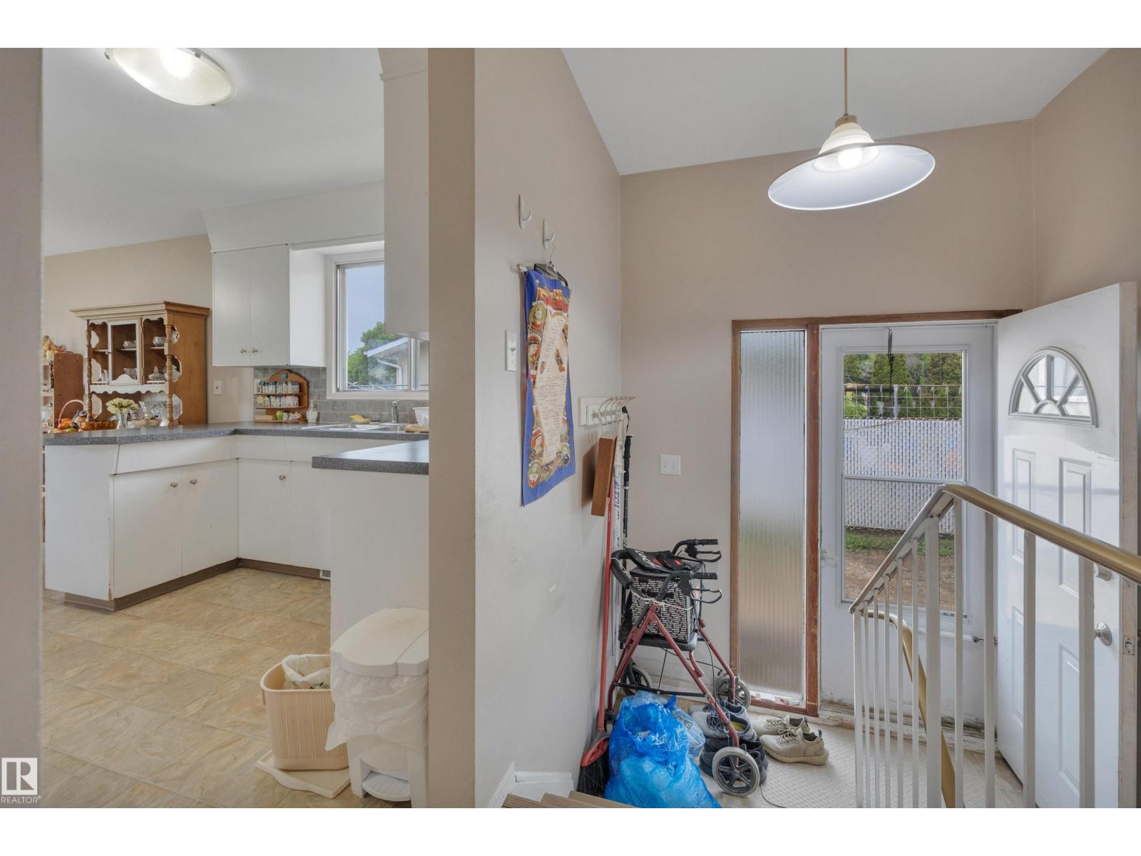 5102/5104 57 Av, Leduc, Alberta  T9E 5S3 - Photo 7 - E4494095