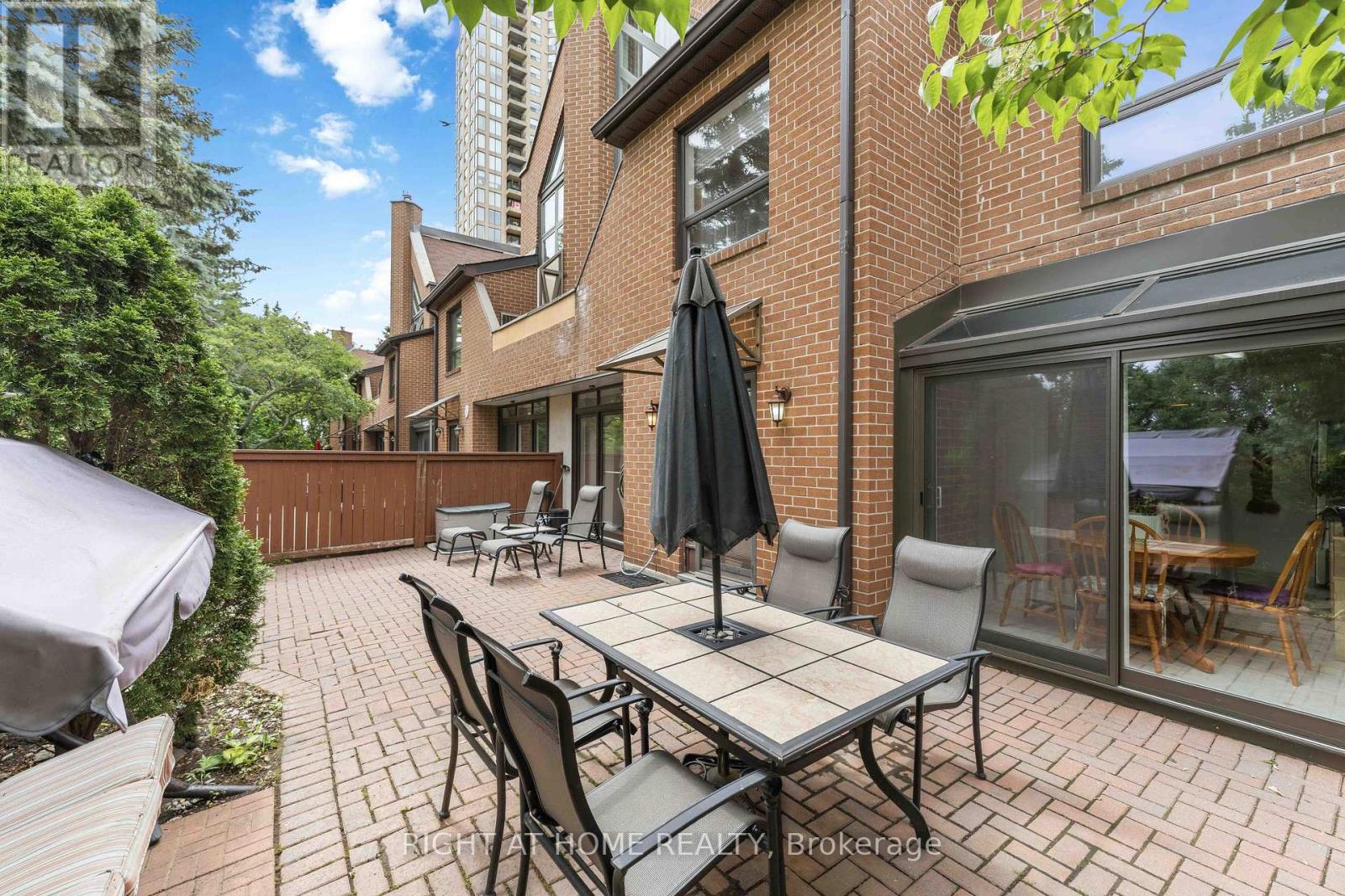 27 - 100 Hillside Drive, Ottawa, Ontario  K1K 4J1 - Photo 5 - X13456104