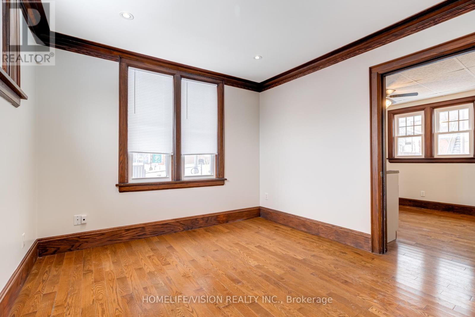 123 Mary Street E, Whitby, Ontario  L1N 2P3 - Photo 11 - E13417172