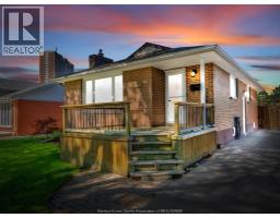372 CARLING CRESCENT, Windsor, Ontario