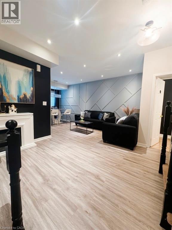 1250 St Martins Drive Unit# 108, Pickering, Ontario  L1W 0A2 - Photo 6 - 40840690