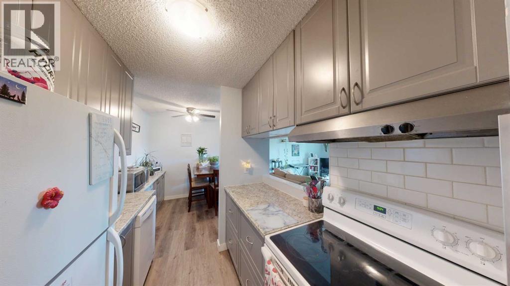 102, 401 Columbia Boulevard W, Lethbridge, Alberta  T1K 5R8 - Photo 7 - A2321871