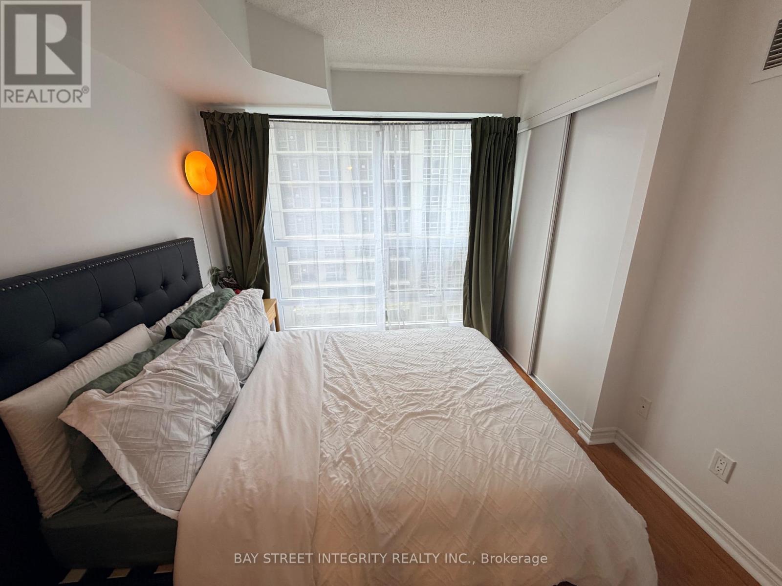 907 - 763 Bay Street, Toronto, Ontario  M5G 2R3 - Photo 6 - C13229526