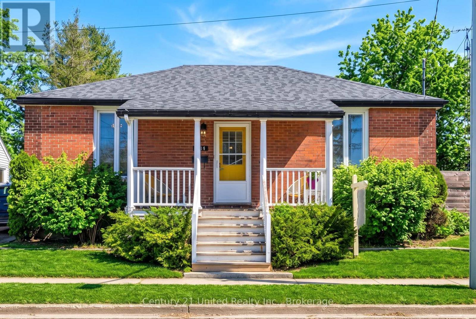 424 Victoria Street, Cobourg, Ontario  K9A 3G9 - Photo 1 - X12931036
