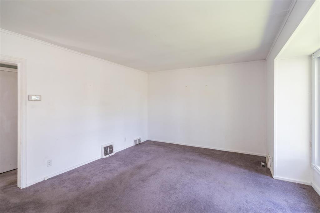842 Talbot Avenue, Winnipeg, Manitoba  R2L 0S9 - Photo 6 - 202614065