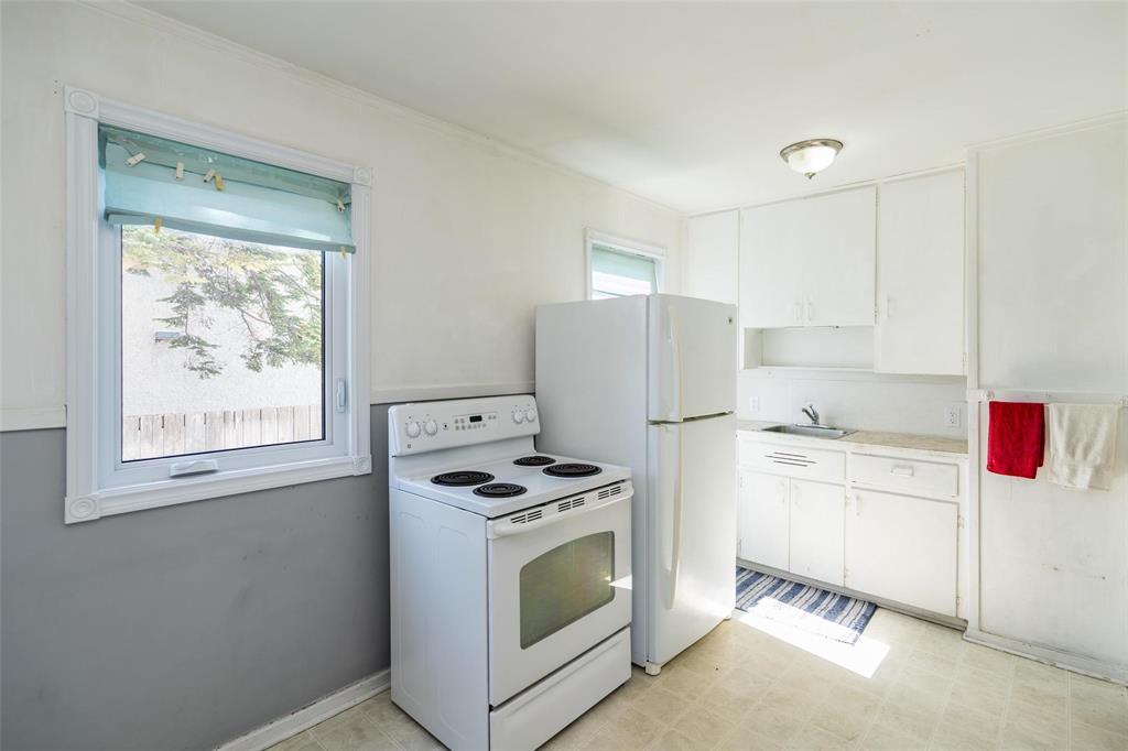 842 Talbot Avenue, Winnipeg, Manitoba  R2L 0S9 - Photo 8 - 202614065