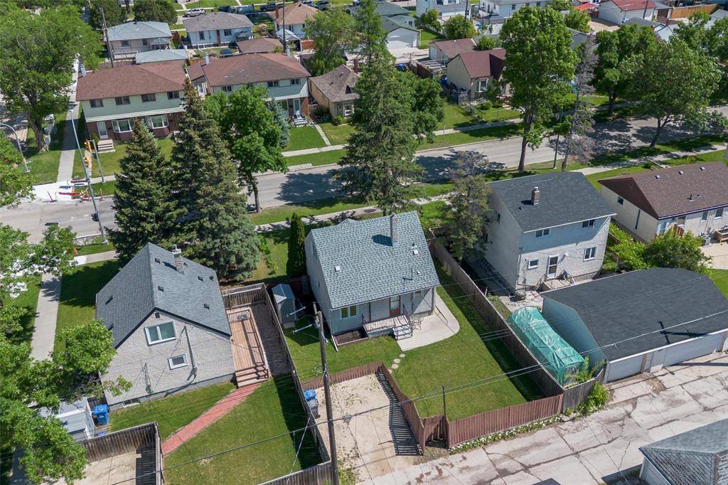 842 Talbot Avenue, Winnipeg, Manitoba  R2L 0S9 - Photo 35 - 202614065