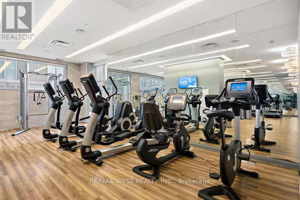 501 - 155 Yorkville Avenue, Toronto, Ontario M5R 0B4 - Photo 18 - C12936596