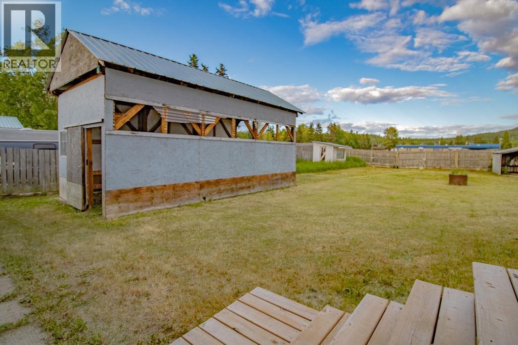 734 W 7th Avenue, Fort St. James, British Columbia  V0J 1P0 - Photo 36 - R3112782