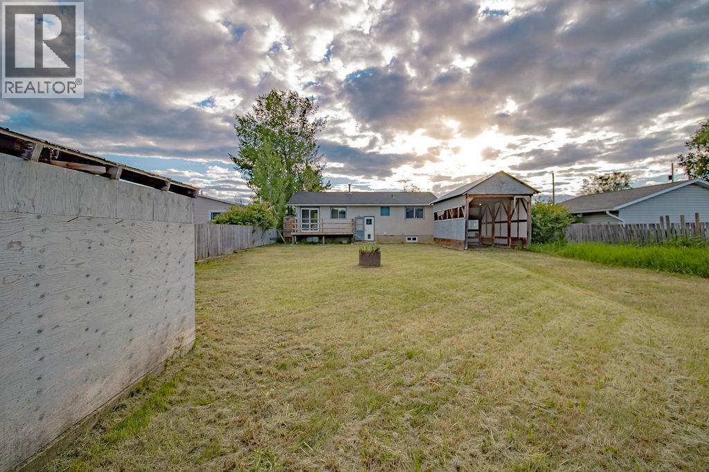 734 W 7th Avenue, Fort St. James, British Columbia  V0J 1P0 - Photo 38 - R3112782