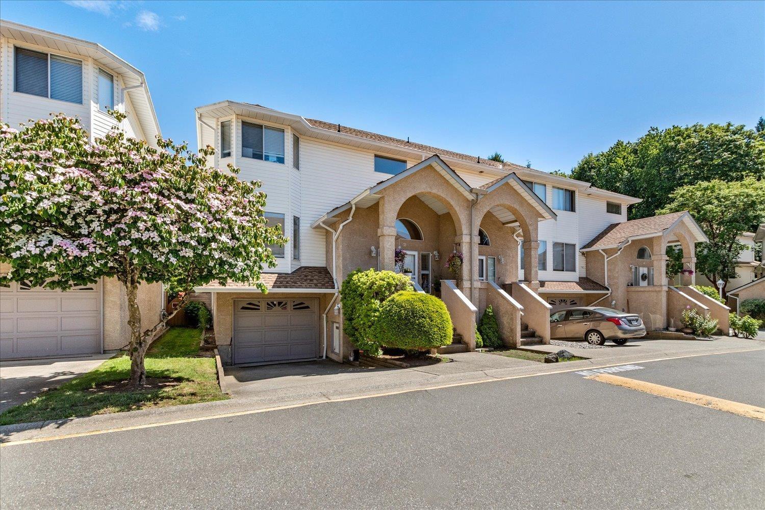 51 32339 7 Avenue, Mission, British Columbia  V2V 6T7 - Photo 2 - R3135678