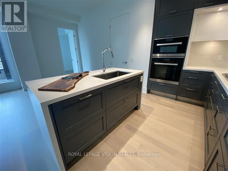 701 - 455 Wellington Street W, Toronto, Ontario  M5V 0V3 - Photo 7 - C13456154