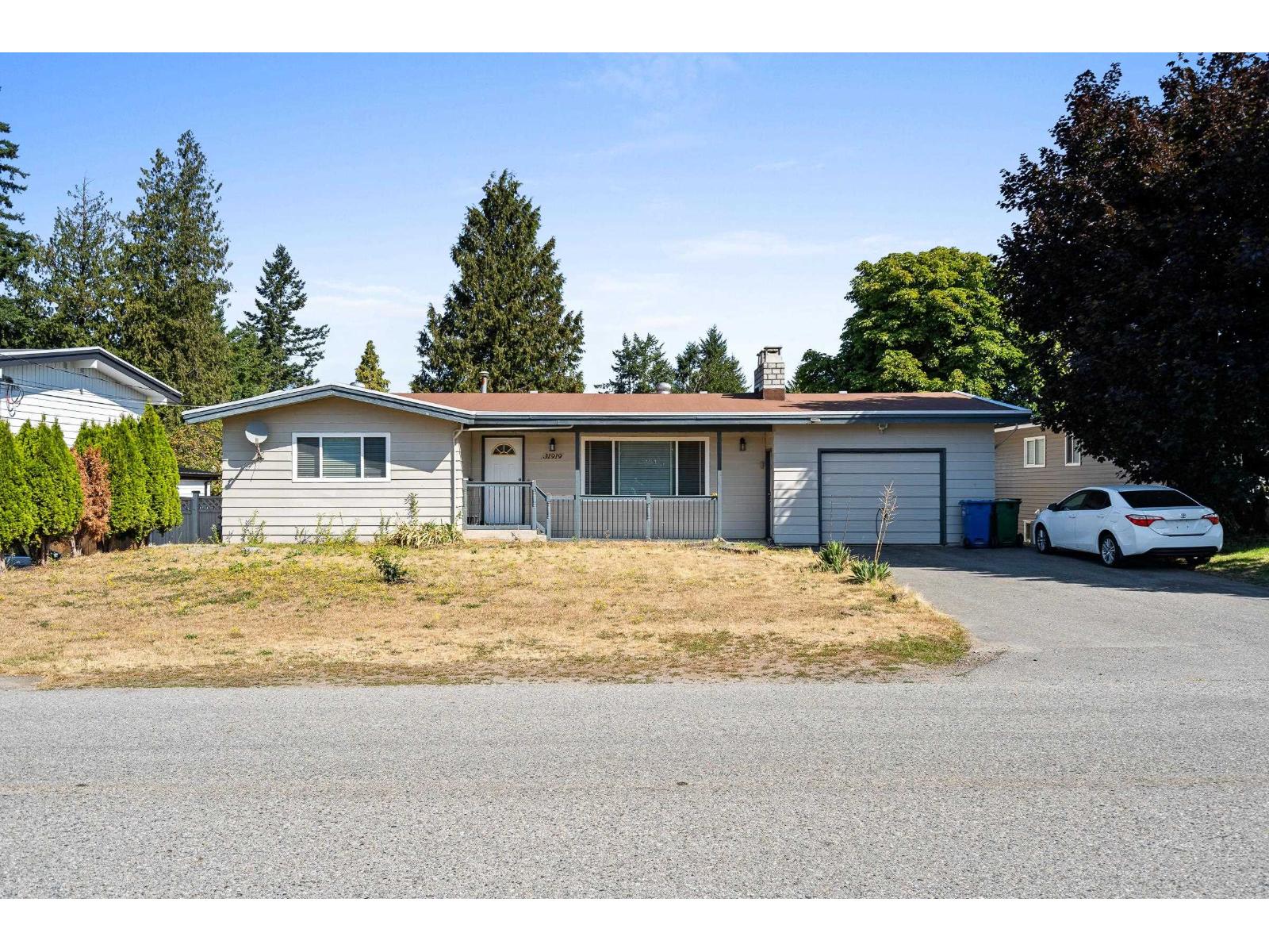 31919 Royal Crescent, Abbotsford, British Columbia  V2T 2J2 - Photo 5 - R3136234