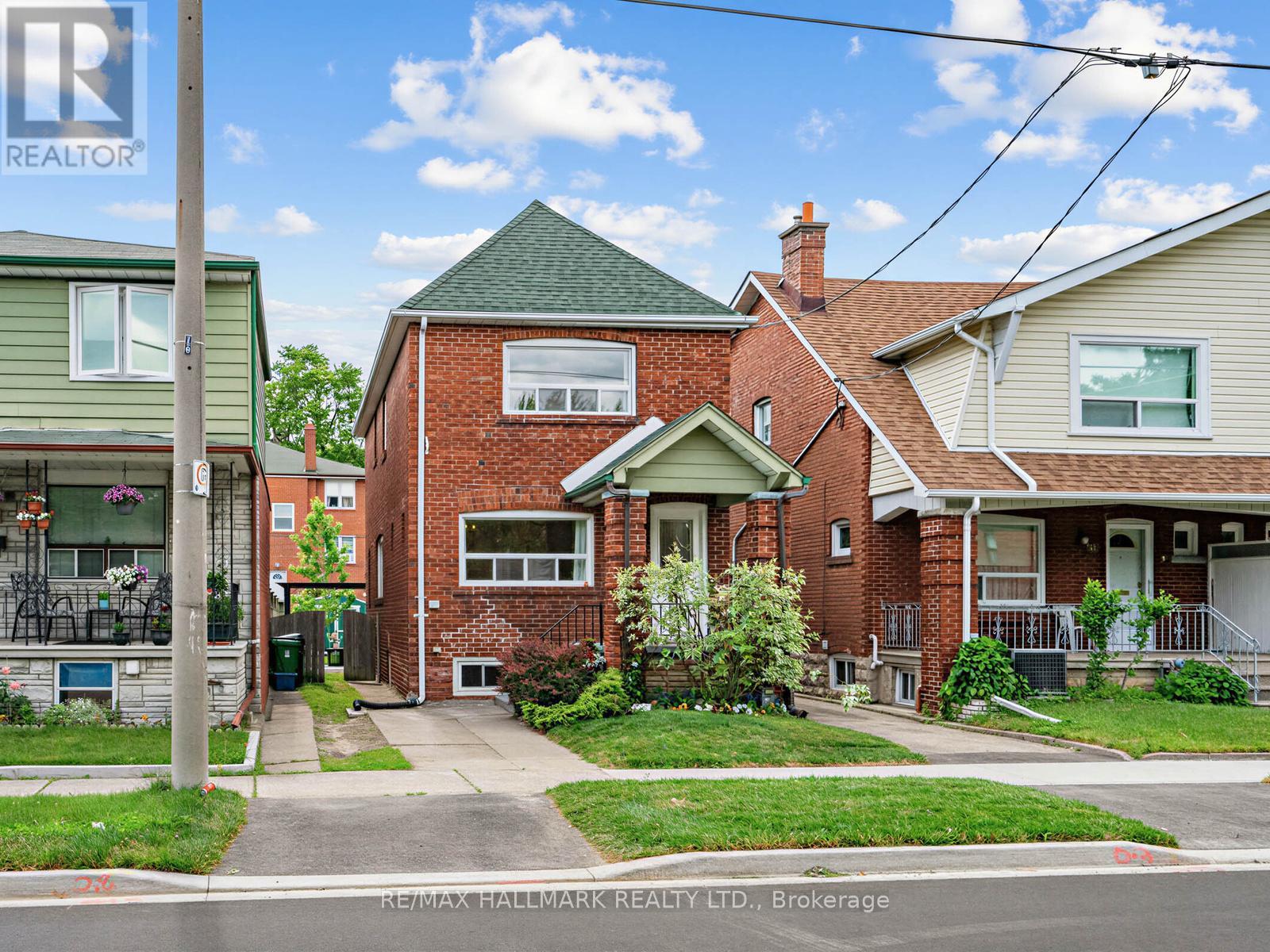 958 GREENWOOD AVENUE, Toronto, Ontario