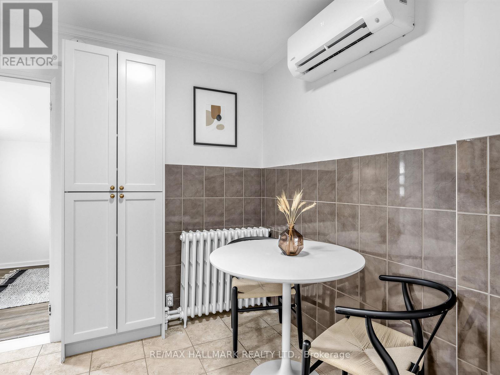 958 Greenwood Avenue, Toronto, Ontario  M4J 4C3 - Photo 17 - E13456118